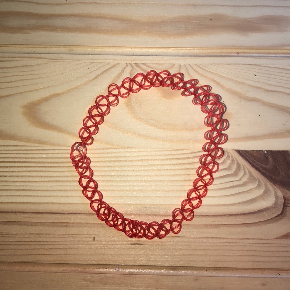 red choker